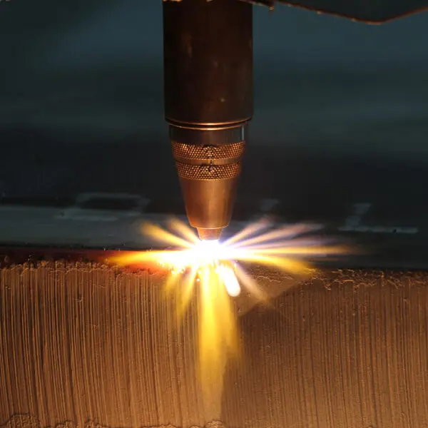 Skärning i grovplåt med plasma eller gas