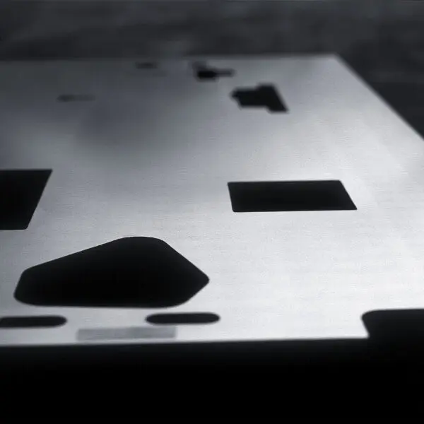 Slipad platta i grovplåt